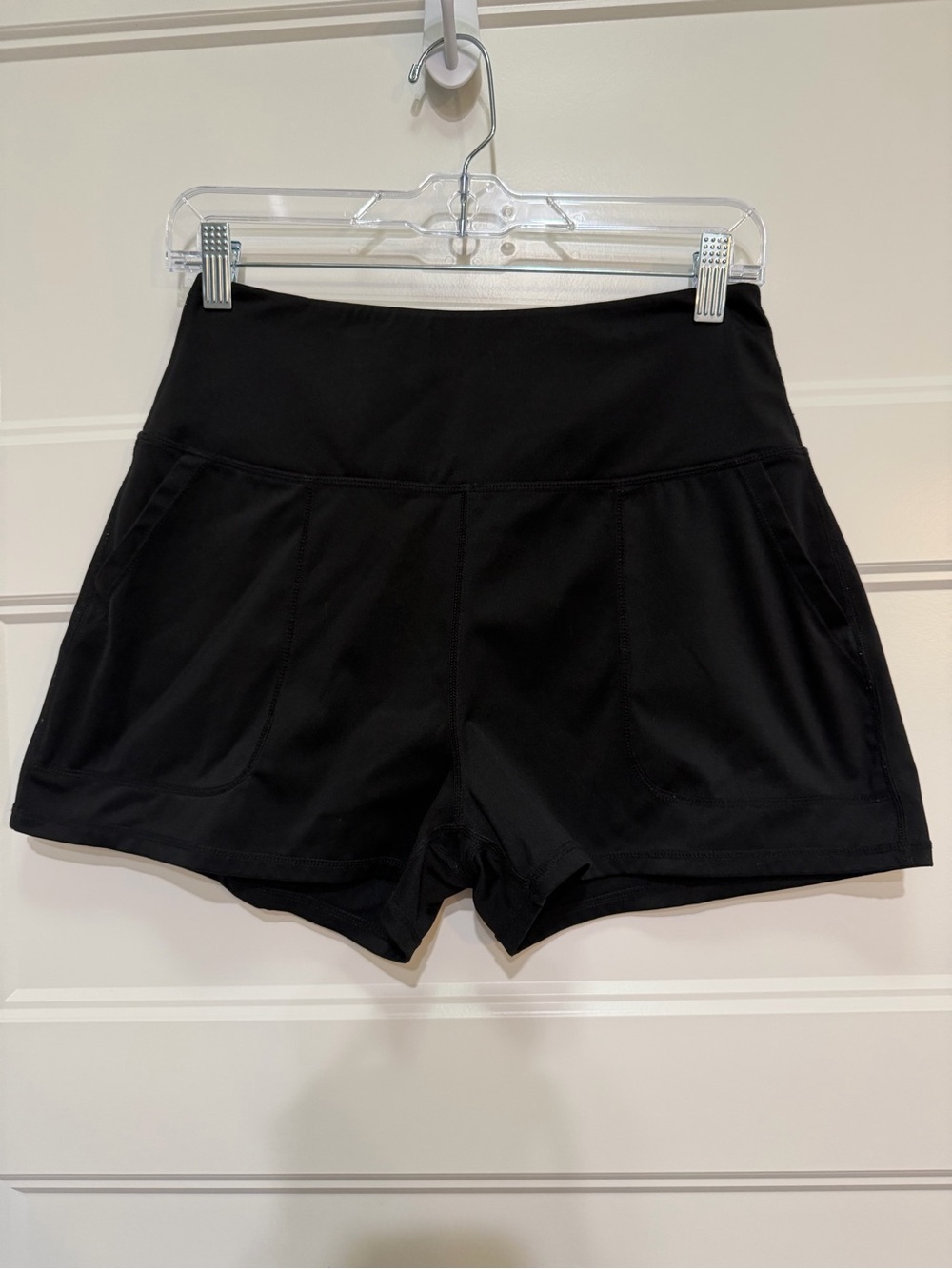 PINSPARK Women’s Black High Waisted Athletic Shorts Pockets Size M